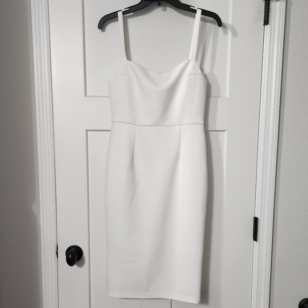 Selfie Leslie little white dress size large